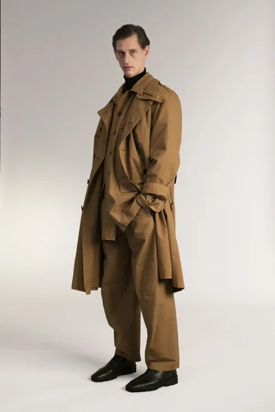 Look 24